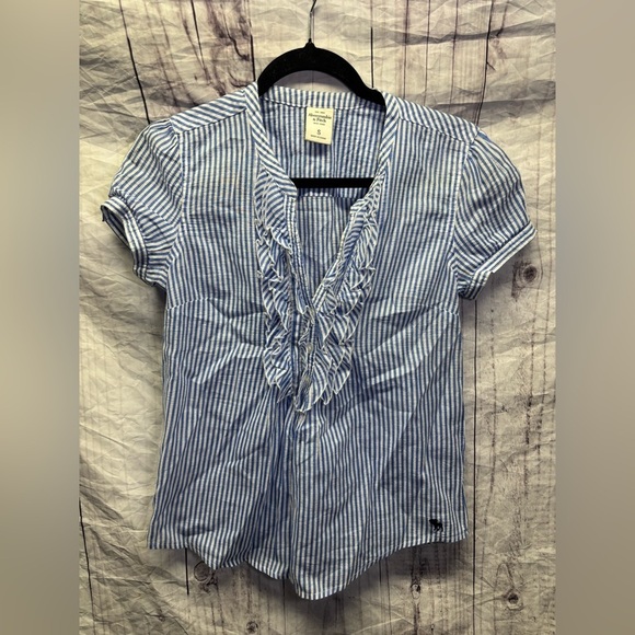 Abercrombie & Fitch Tops - Abercrombie And Fitch Striped Blouse Small